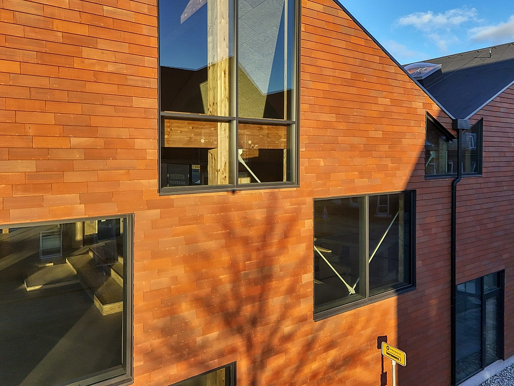 Fredericia Street Bastion, Creaton Motio, Oak Brown Wire Cut