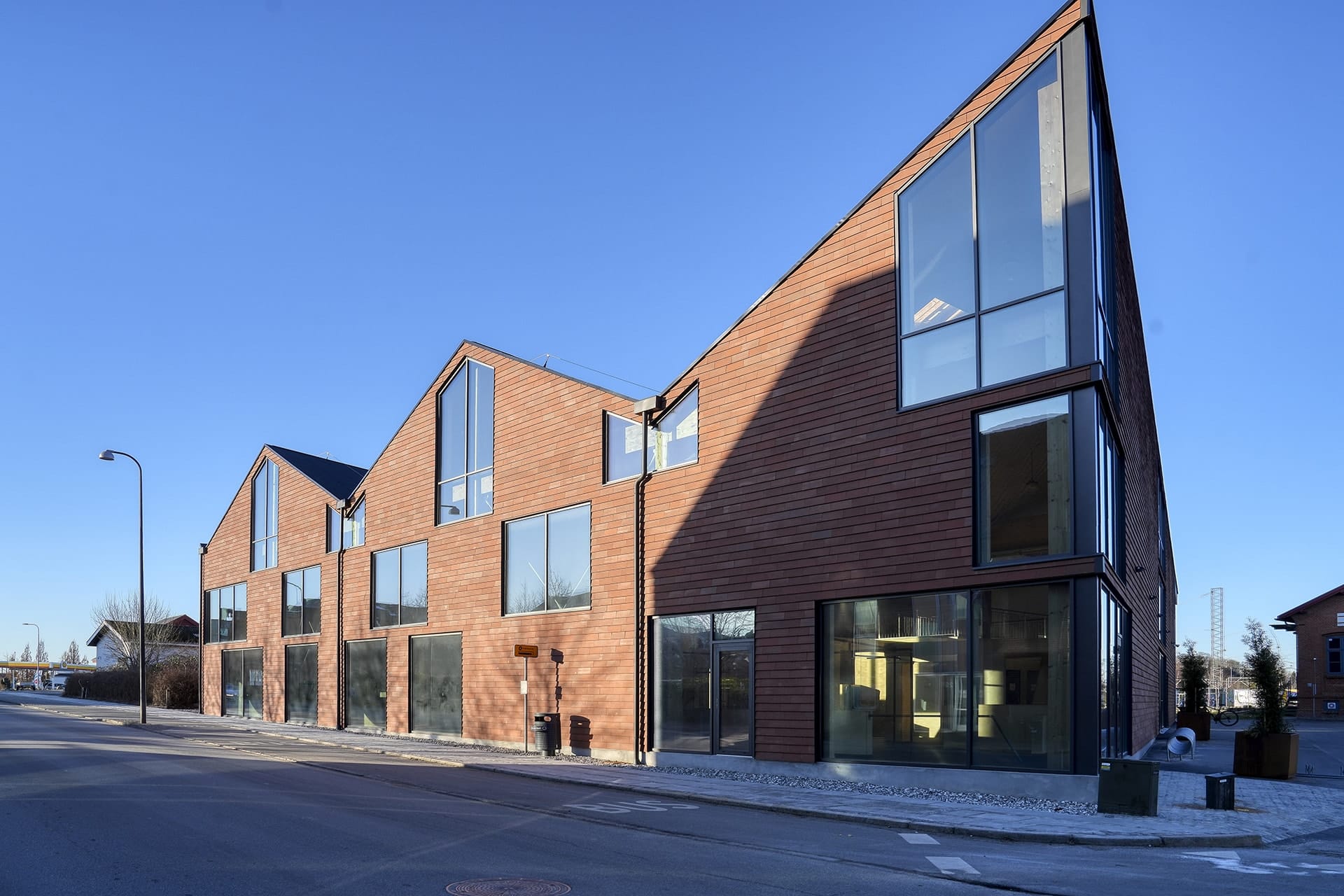 Fredericia Street Bastion, Creaton Motio, Oak Brown Wire Cut