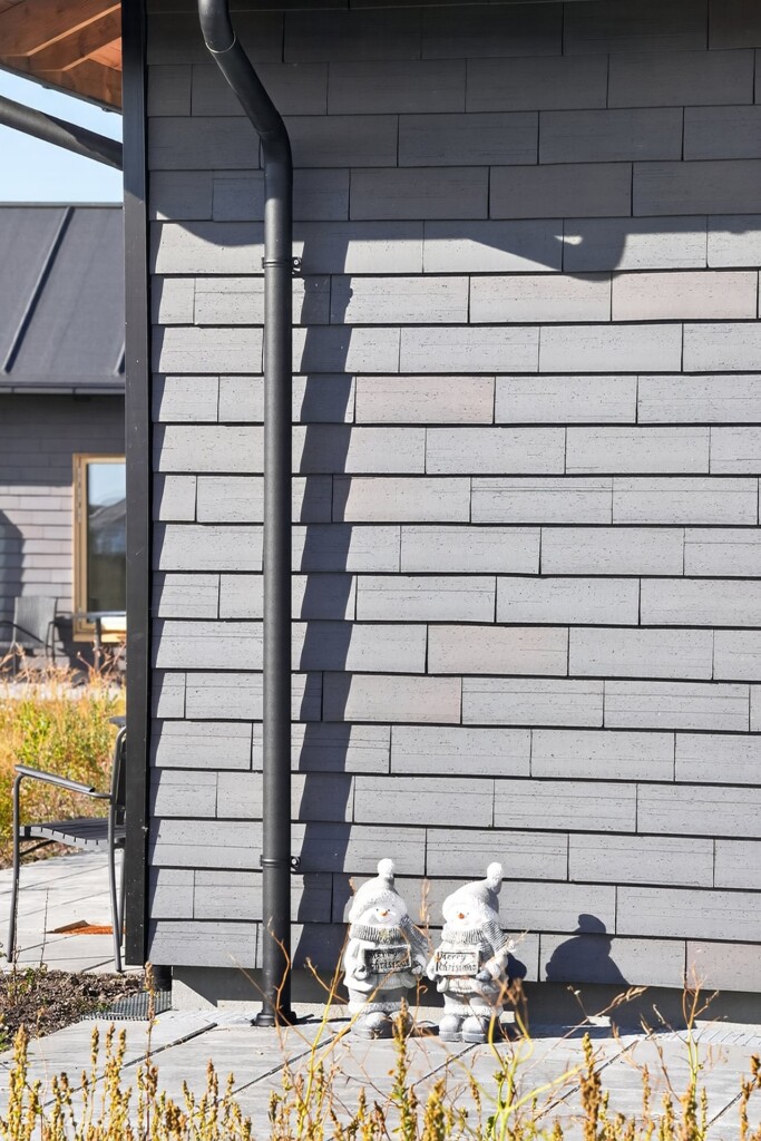 Fjordlykke – Botilbud Thisted, Creaton Motio, Dark Grey Reduction